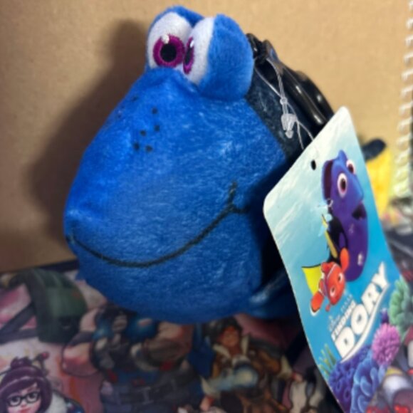 NWT Disney Pixar Finding Dory / Finding Nemo Zipper Clip Plush - Picture 1 of 2